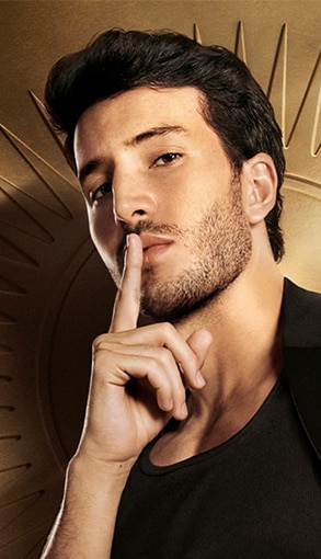 Azzaro - 293x510.JPG